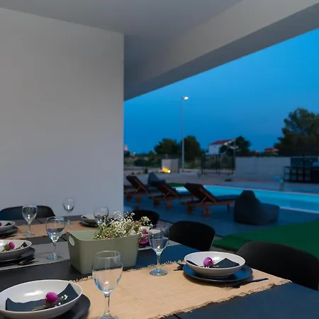 Villa Dream Island Paljuv Exterior foto